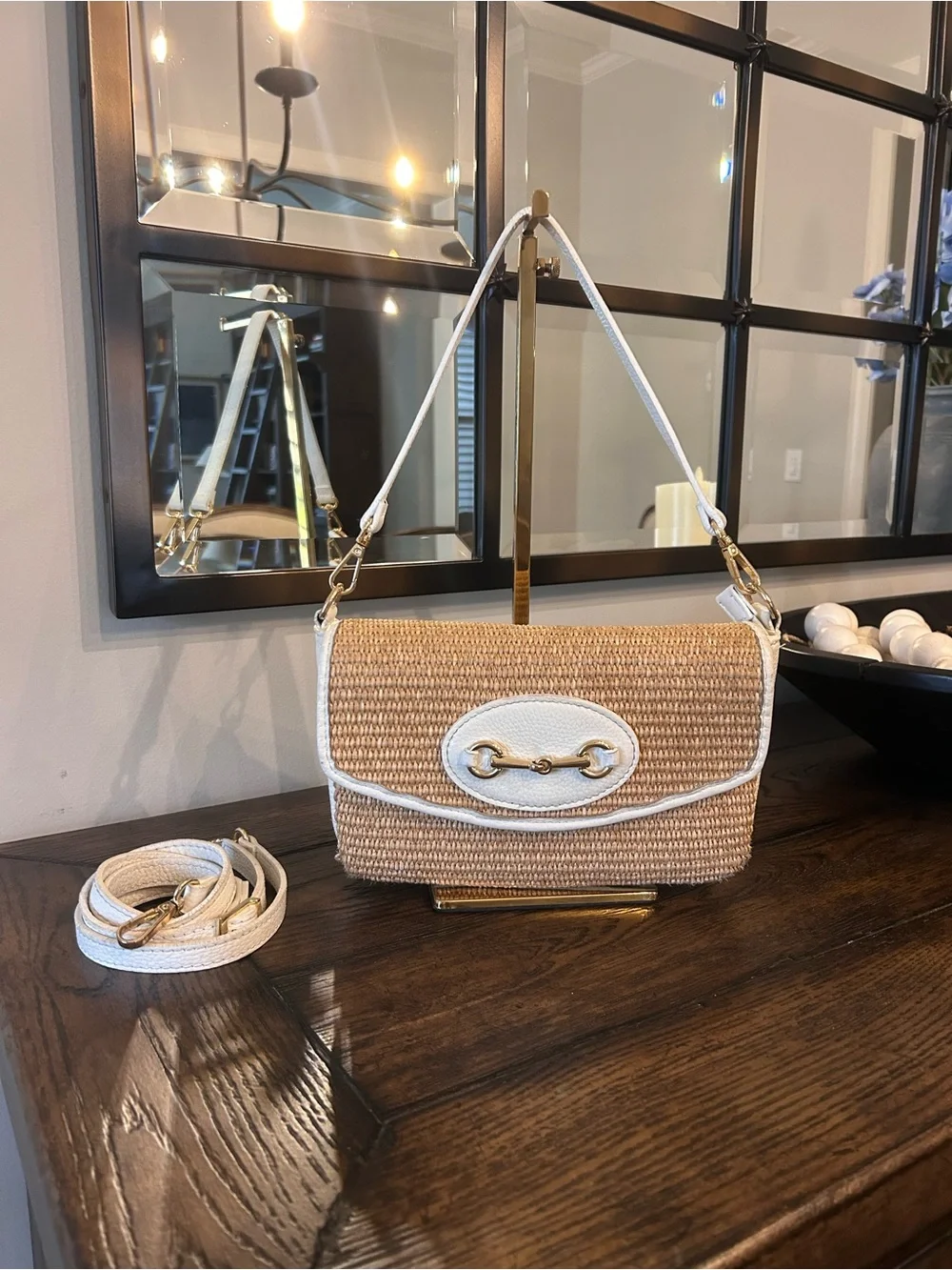 The Dubai leather and straw shoulder bag by V.L.D.A Italian boutique